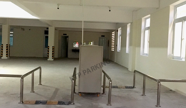 Máy giữ xe 1 làn vào 1 làn ra