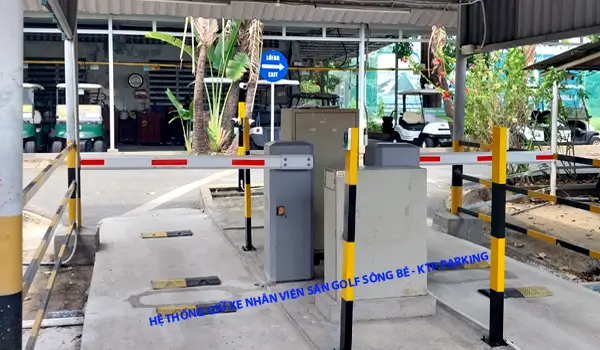 Hệ thống giữ xe công nhân viên Sân Golf Sông Bé